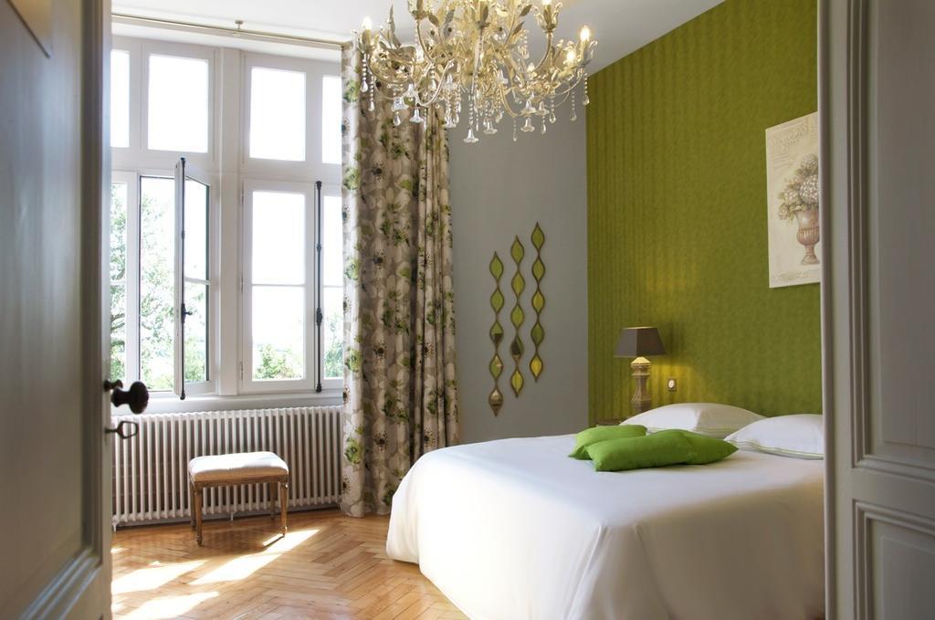 Chateau Fauchey Cadillac Room photo